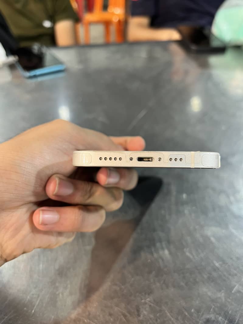 Apple iPhone 12 2