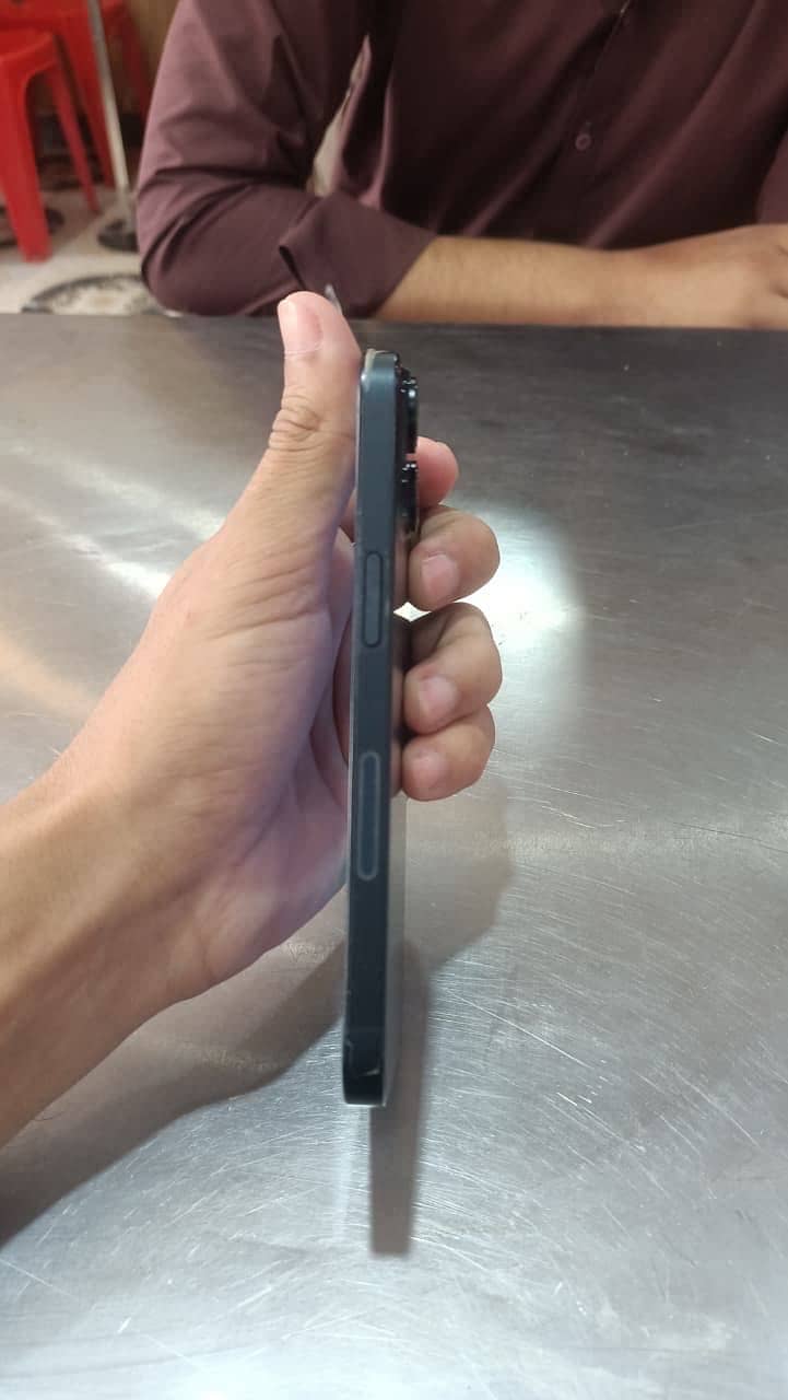 Apple iPhone 14 1