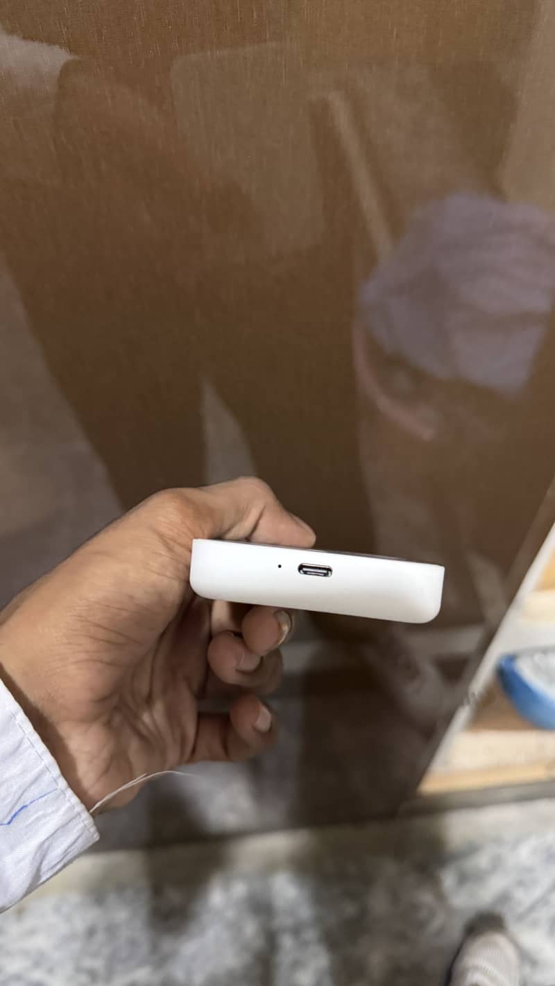 Wireless charger name 2
