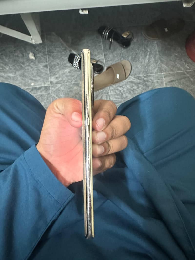 Tecno CAMON 30S 4