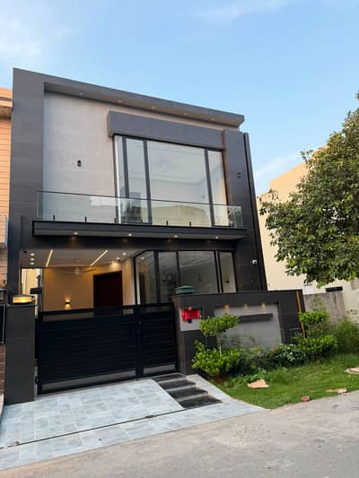 5 Marla House For Rent In DHA 9 Town Lahore | Brand New | Modern Design