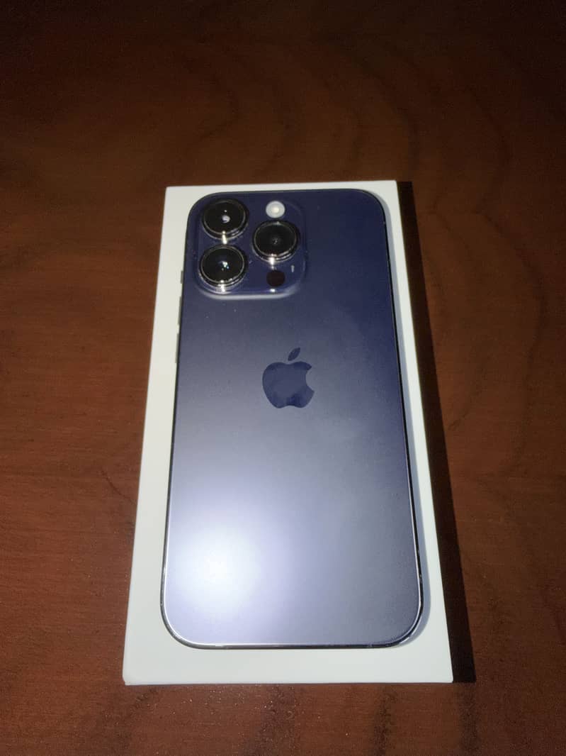 Apple iPhone 14 Pro 0