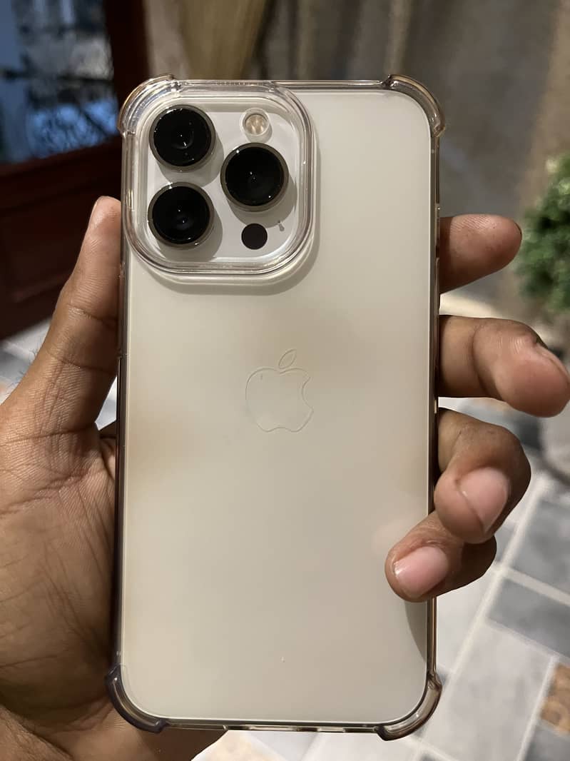 Apple iPhone 13 Pro 0