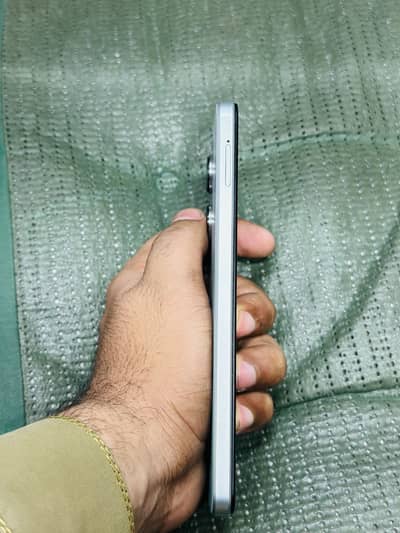 Vivo Y18