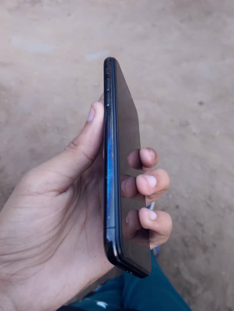Apple iPhone X 1