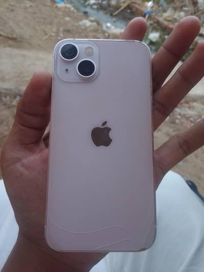 Apple iPhone 13