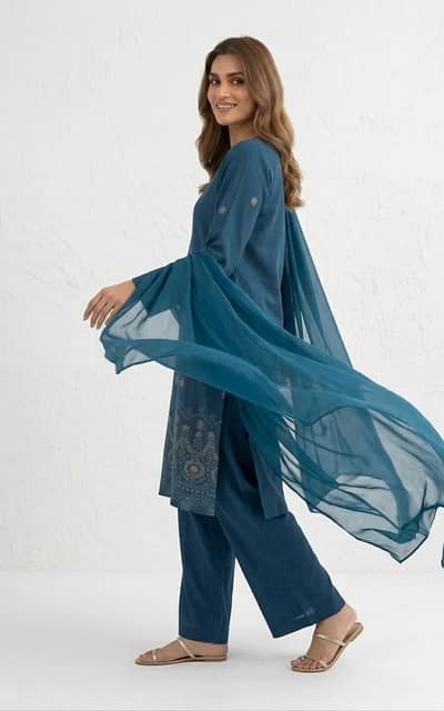 Blue enbeoidered Kurta  set with chiffon dupatta