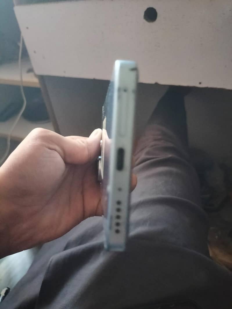 Xiaomi Redmi Note 13 Pro 4