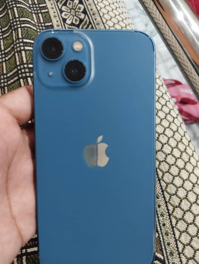 Apple iPhone 13 0
