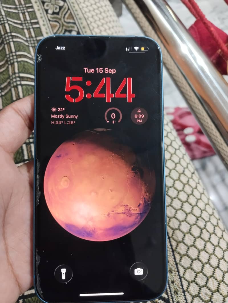 Apple iPhone 13 1