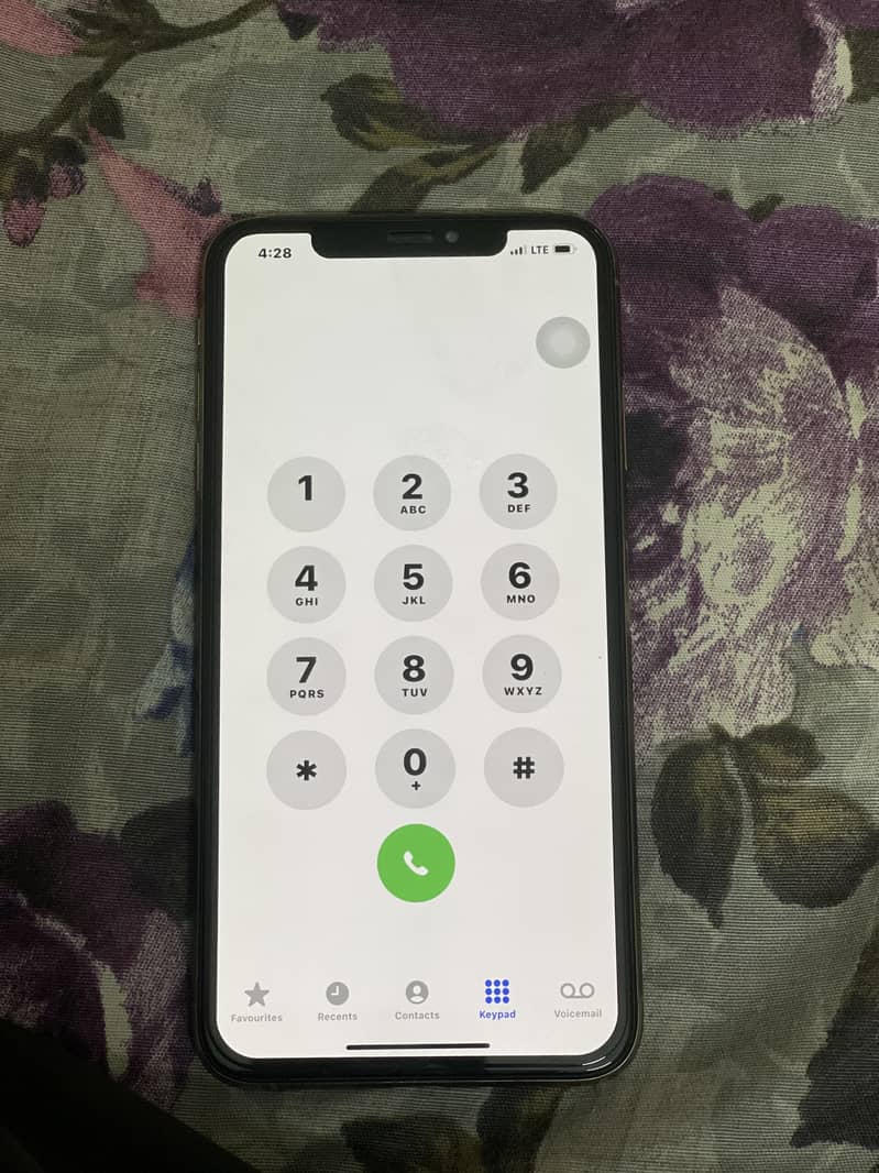 Apple iPhone XS Max 0