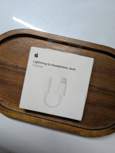 Apple Lightning to 3.5mm DAC Original (fixed price)