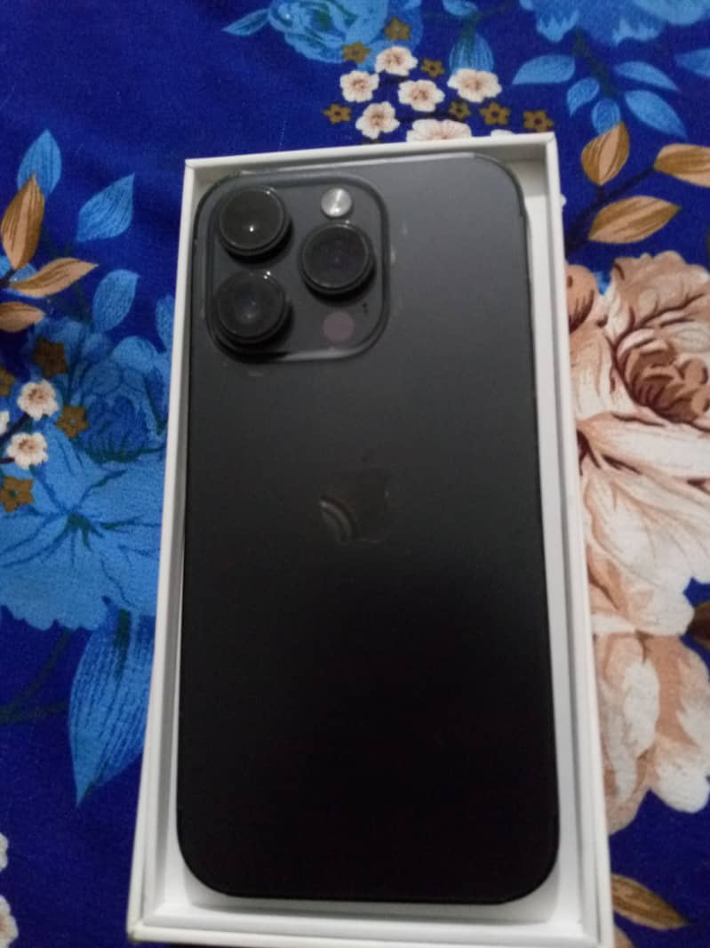 Apple iPhone 14 Pro 2