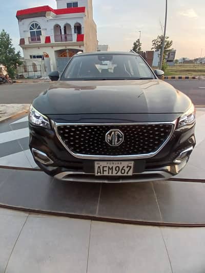 MG HS 2021