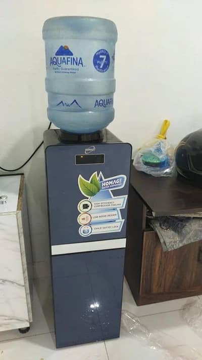 Water dispenser
