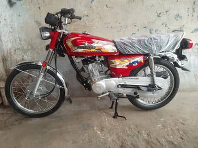 UNIQUE 125