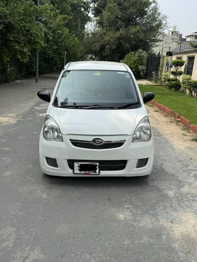 Daihatsu Mira 2012