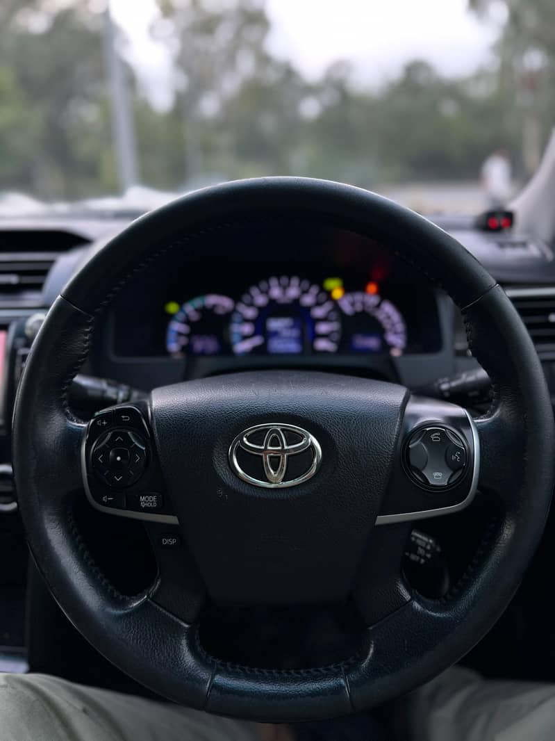 Toyota Camry 2012 3