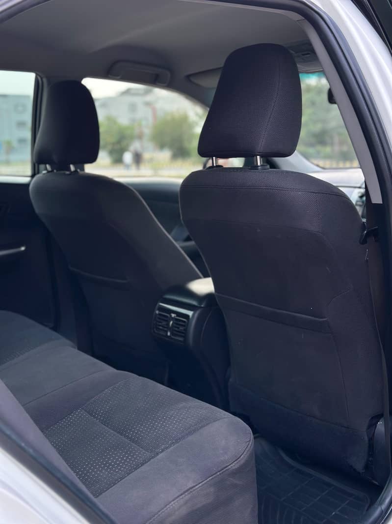 Toyota Camry 2012 6