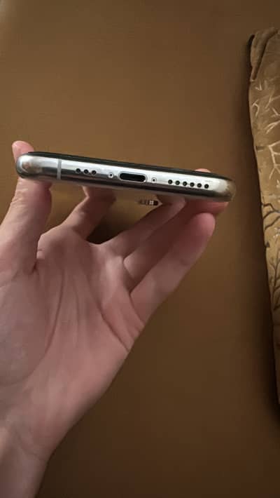Apple iPhone XS