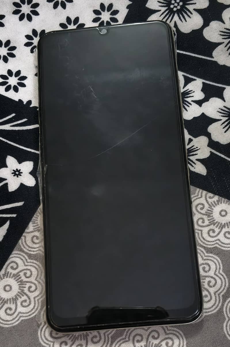 Realme C61 1