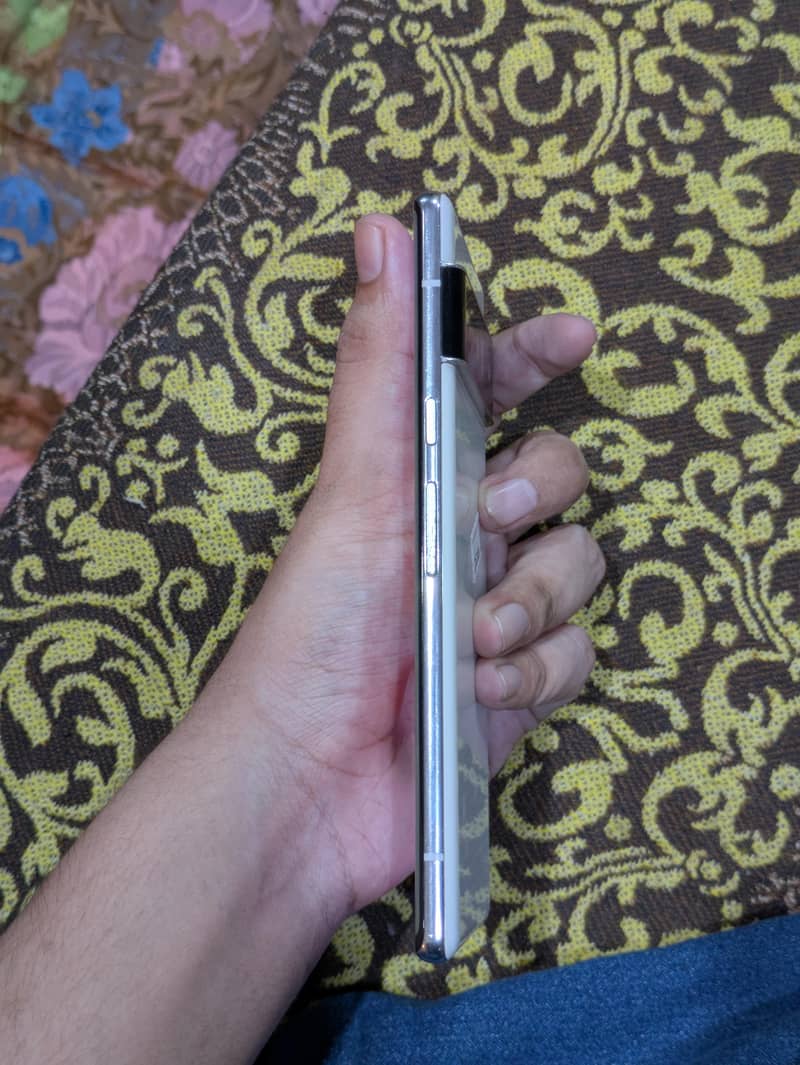 Google Pixel 6 Pro 2