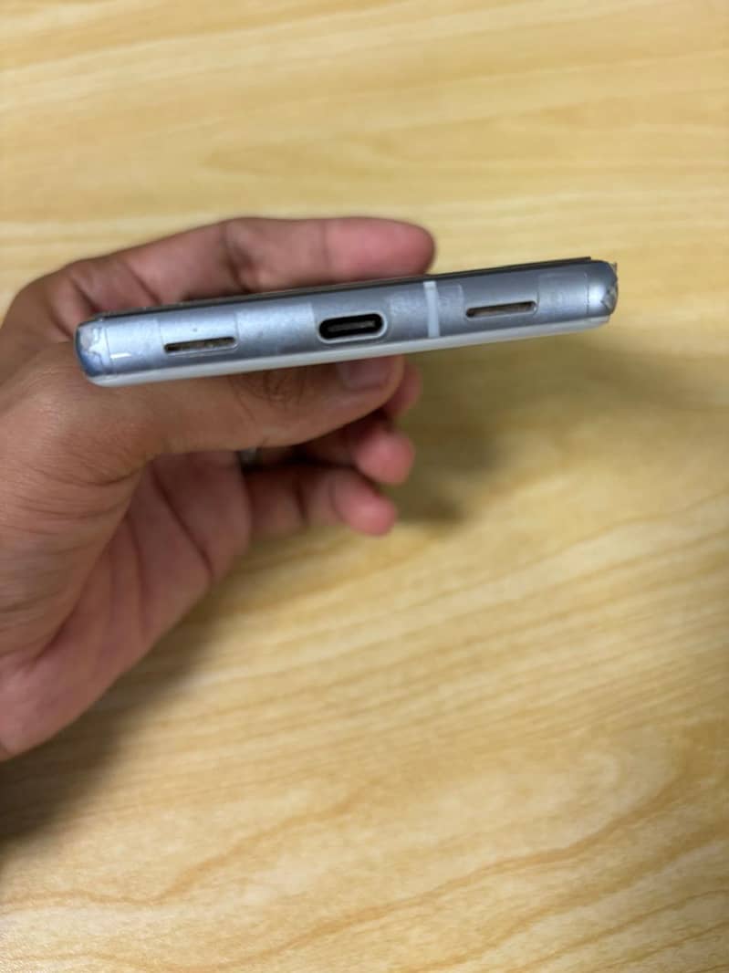 Google Pixel 7a 4