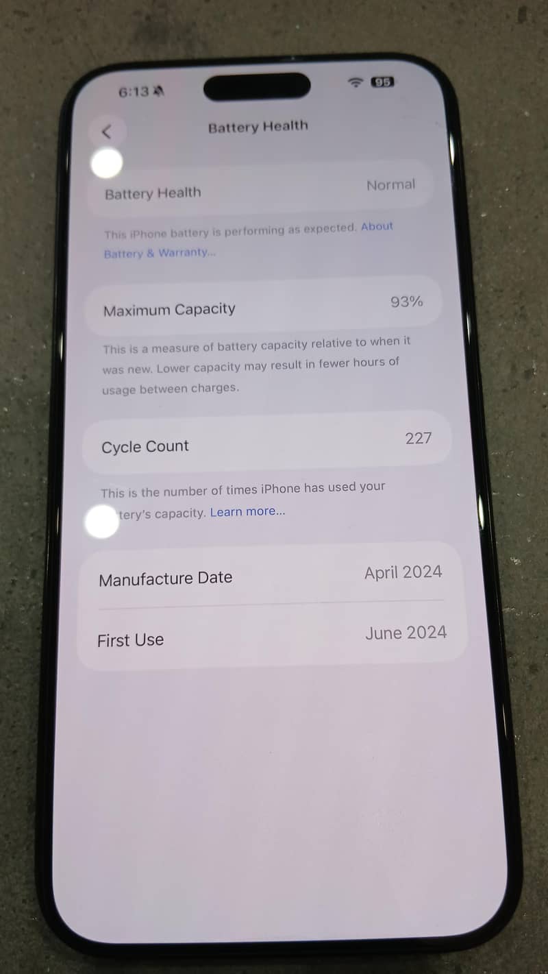 Apple iPhone 15 Pro Max 0