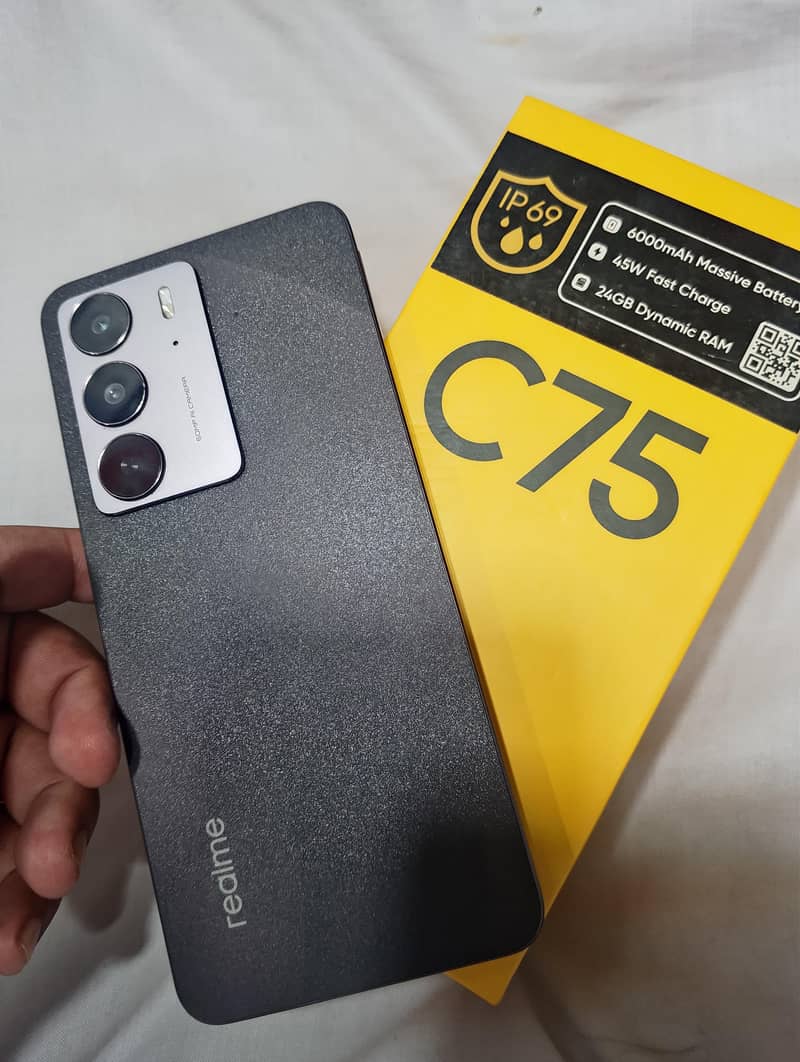 Realme C75 4