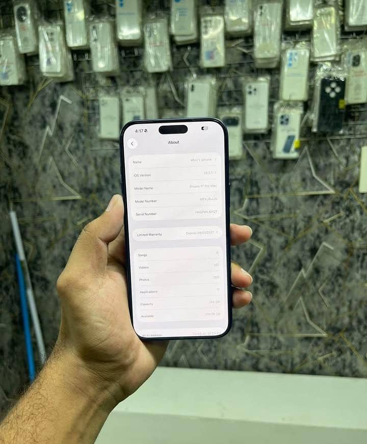 Apple iPhone 17 Pro Max 2