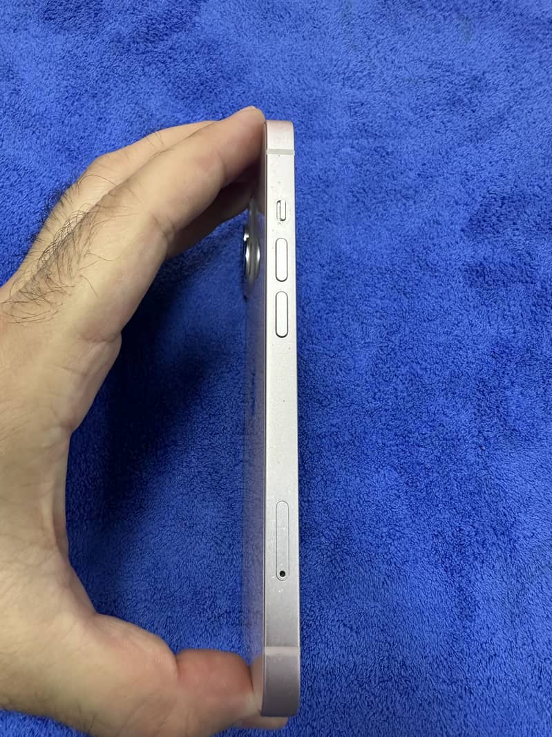 Apple iPhone 13 3