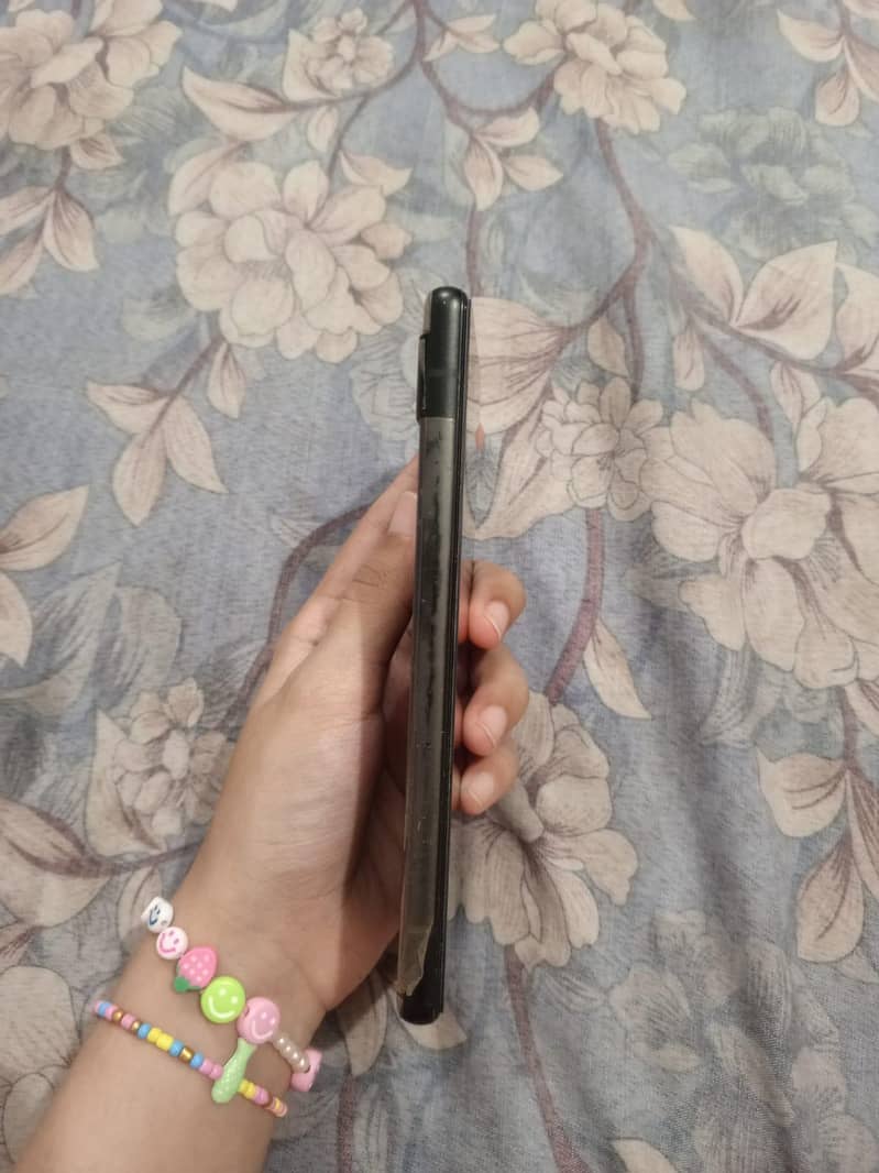 Google Pixel 6a 3