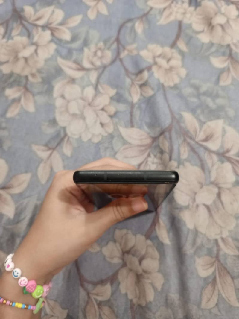 Google Pixel 6a 4