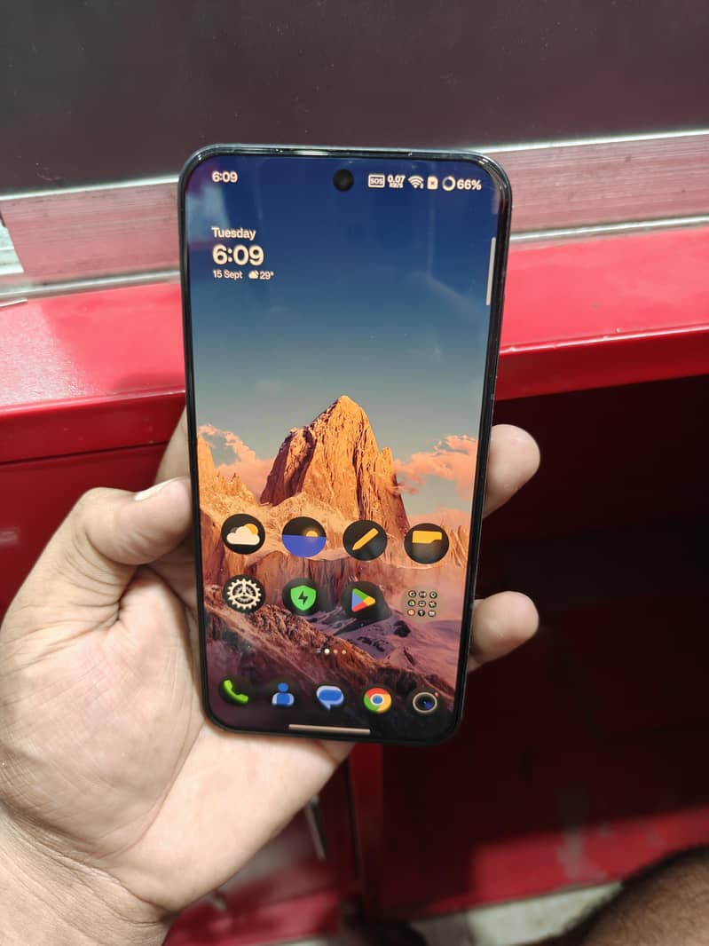 One Plus 13s 1