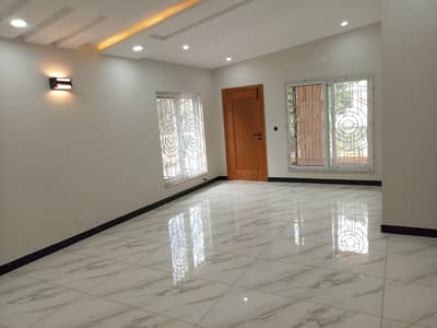 UN FURNISHED2 BEDROOM AVAILABLE FOR RENT G15 MARKAZ