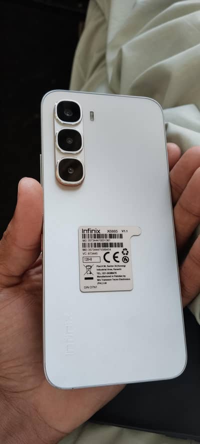 Infinix Hot 60 Pro 8+8/128gb  official PTA approved 10/10