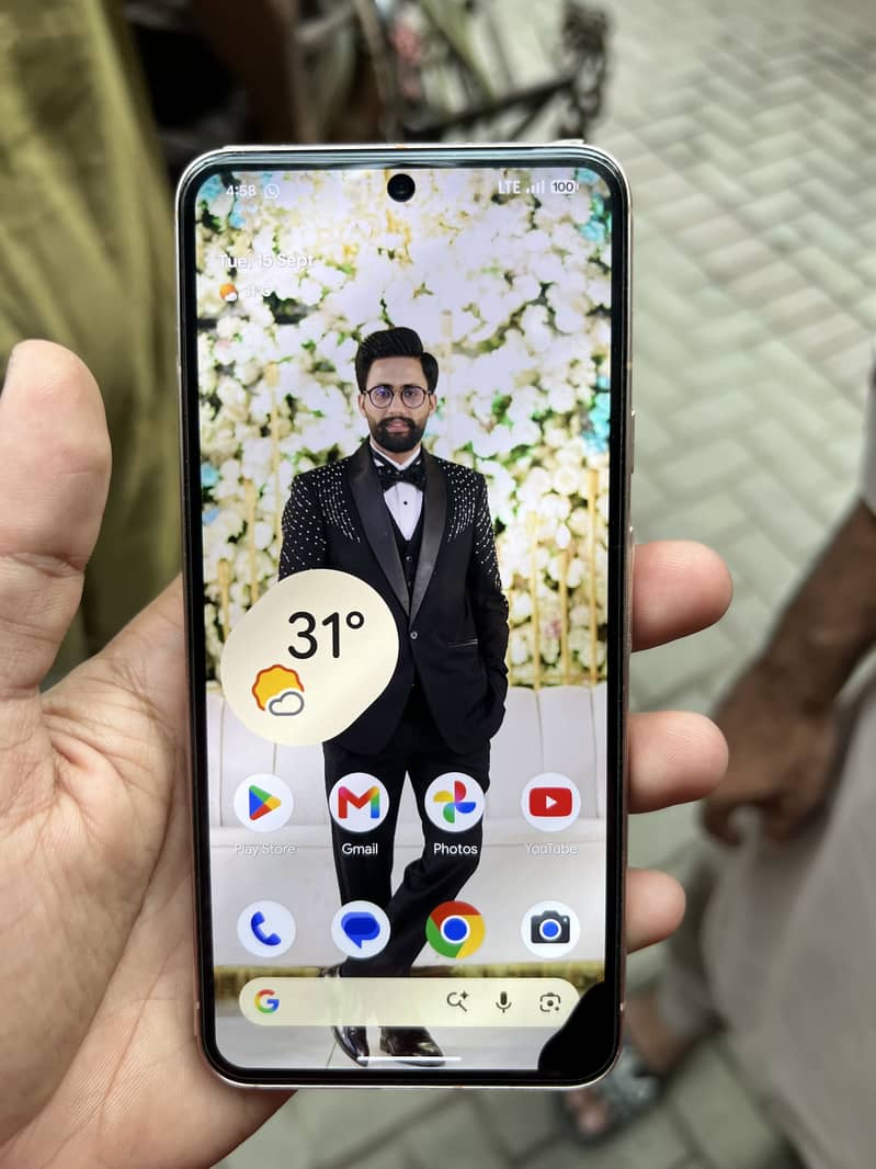 Google Pixel 8 1