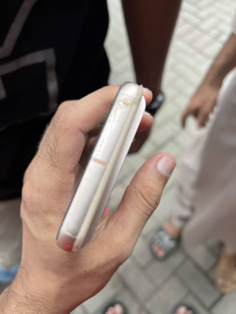 Google Pixel 8 2