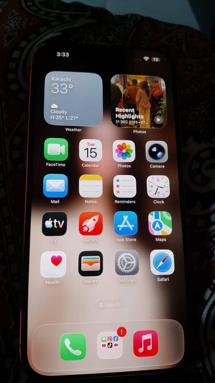 Apple iPhone 17 Pro Max 3