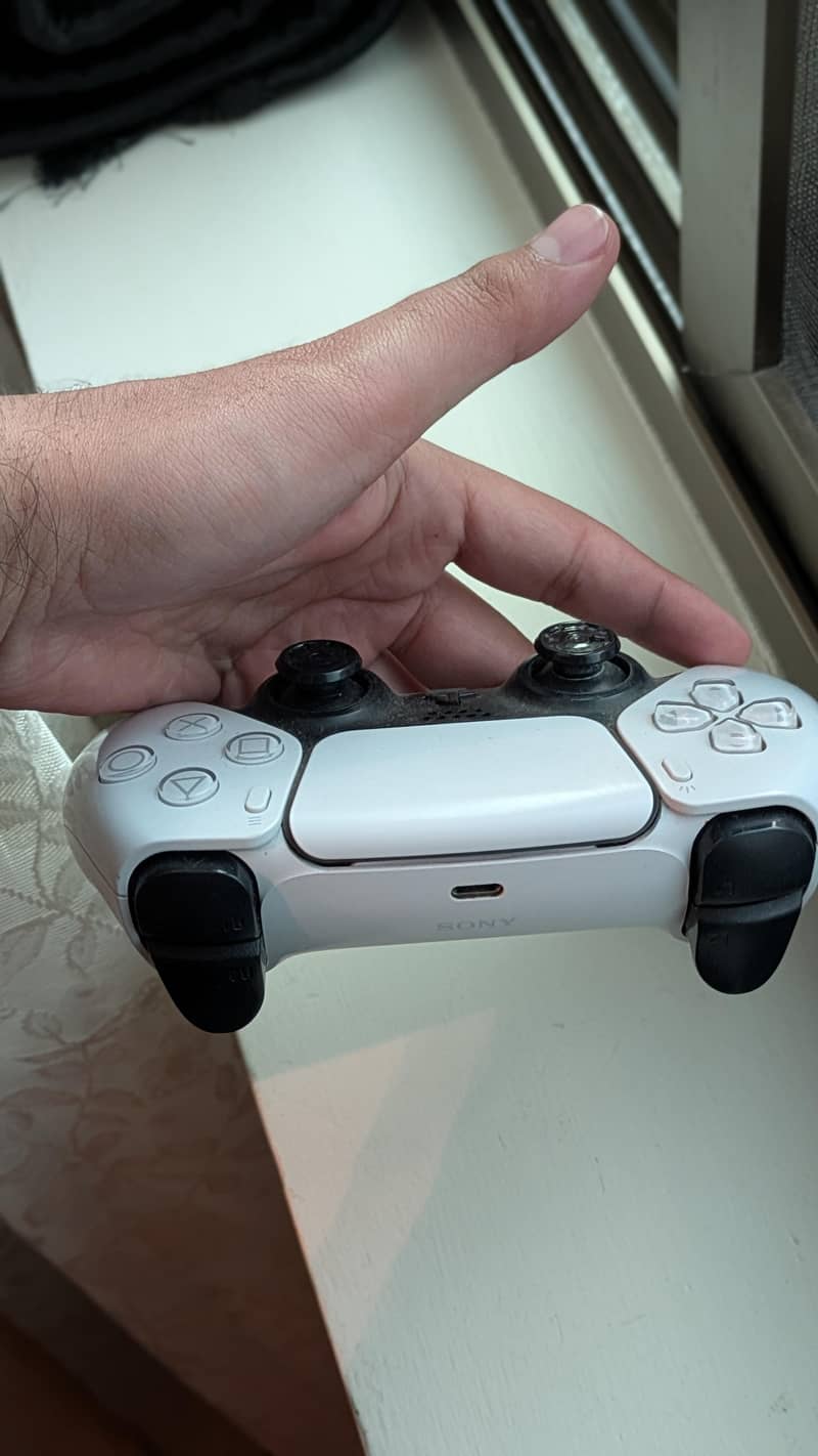 playstation 5 disc Version 2
