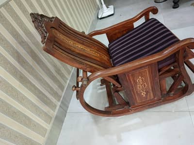 Rocking Chair/ Easy Chair