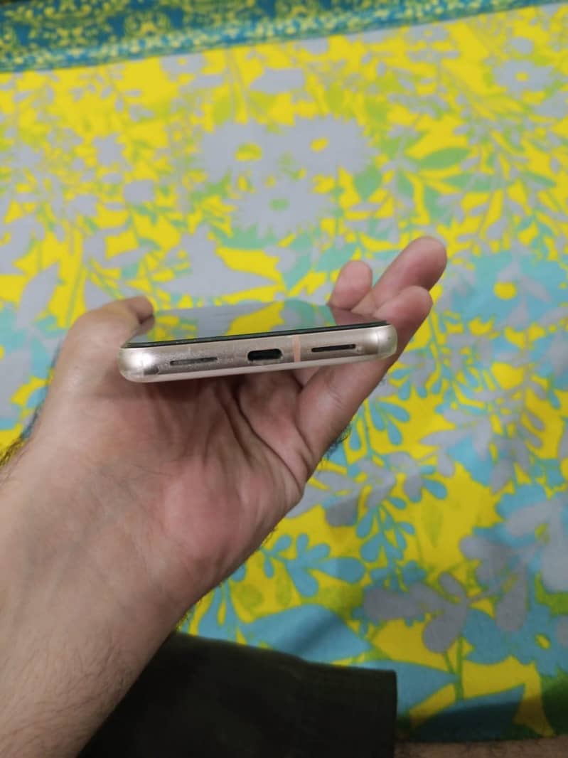 Google Pixel 8 2