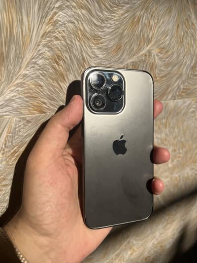 Apple iPhone 13 Pro
