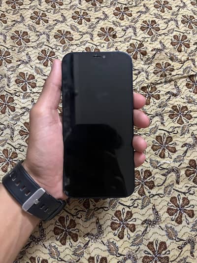Apple iPhone 12