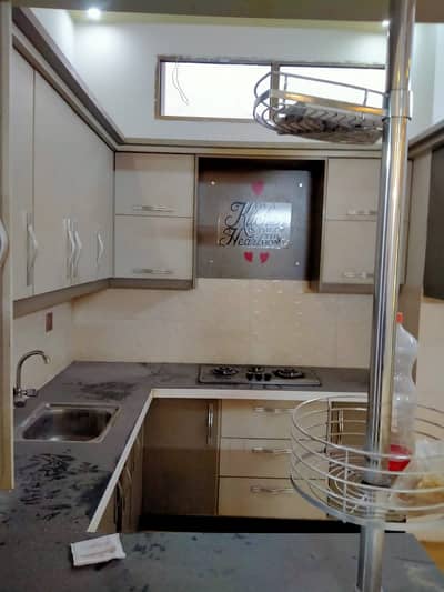 three bed dd 1st floor portion with roof for rent in johar