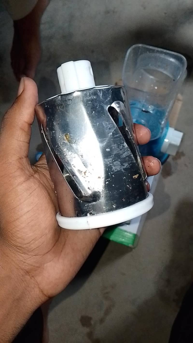 Tabletop drum grater 3