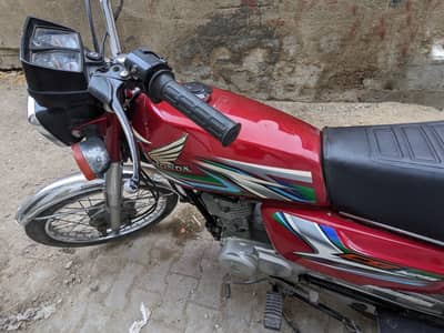 Honda CG 125 model 2023