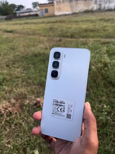 Infinix hot 60i 6 128