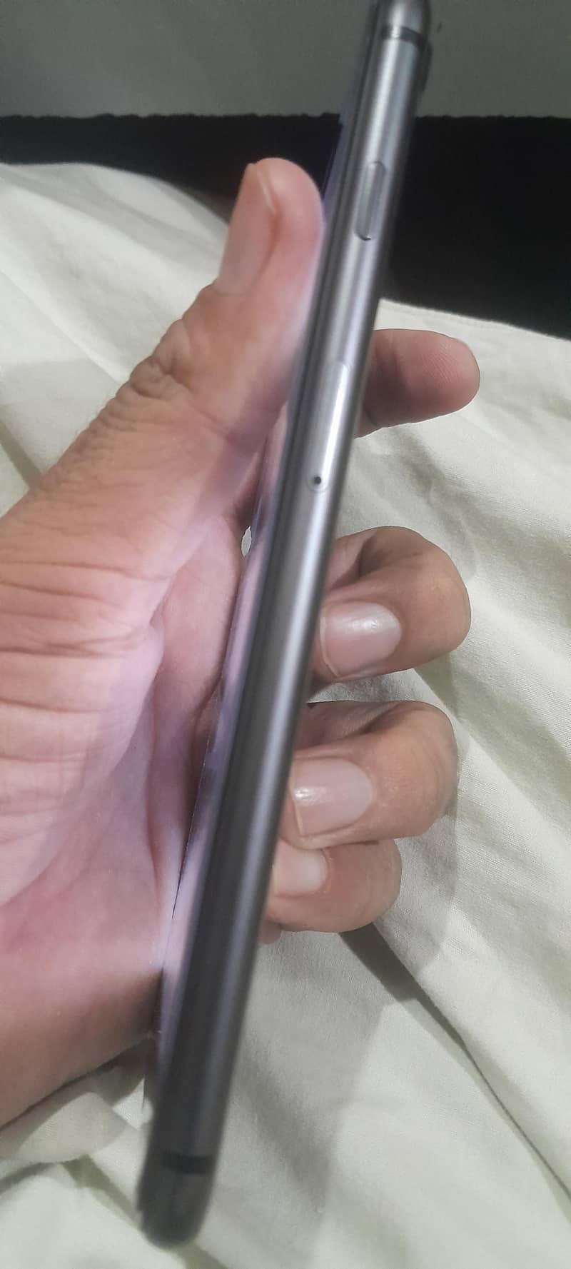 Apple iPhone 8 Plus 4