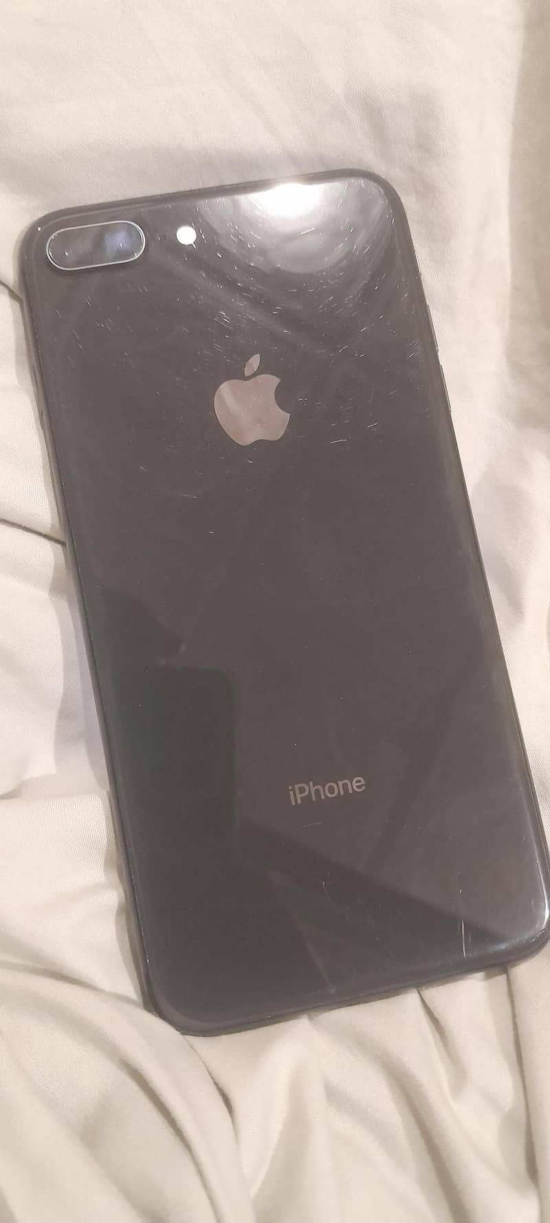 Apple iPhone 8 Plus 6